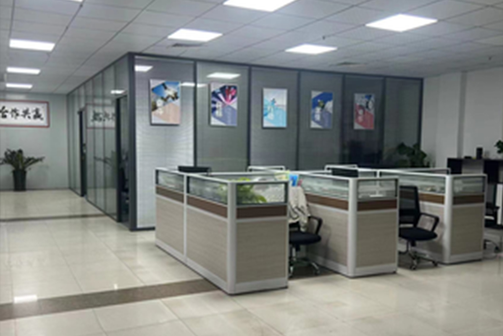 ���ְ���չʾ